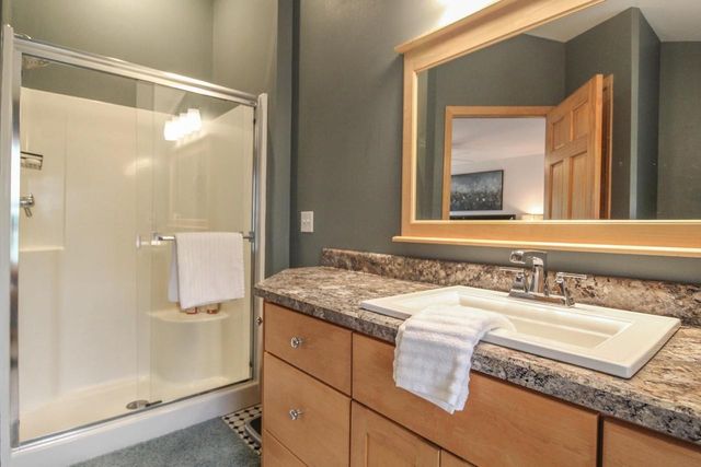 209 Waverly Drive, Cambridge, WI 53523