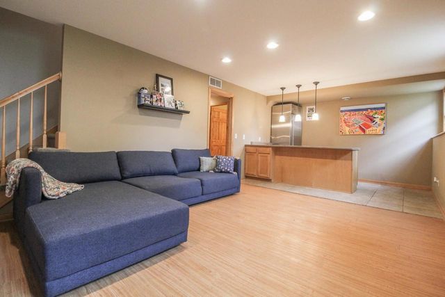 209 Waverly Drive, Cambridge, WI 53523