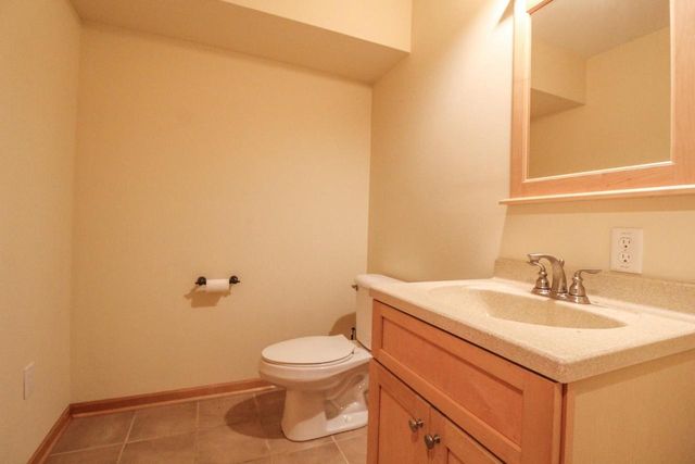 209 Waverly Drive, Cambridge, WI 53523