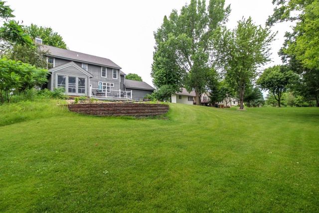 209 Waverly Drive, Cambridge, WI 53523