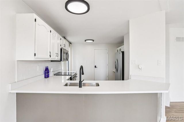 2329 Hunters Crest Drive, Wildwood, MO 63038