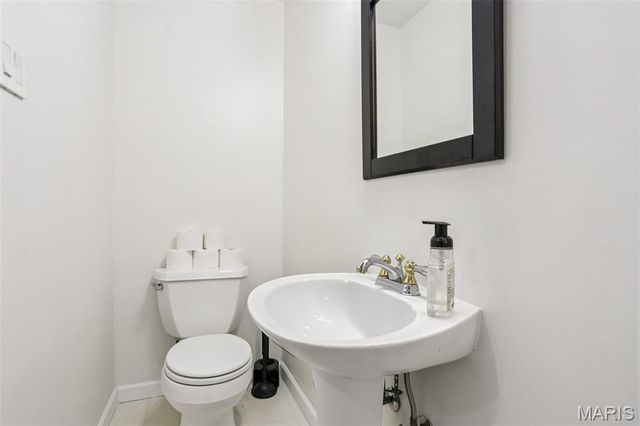 2329 Hunters Crest Drive, Wildwood, MO 63038