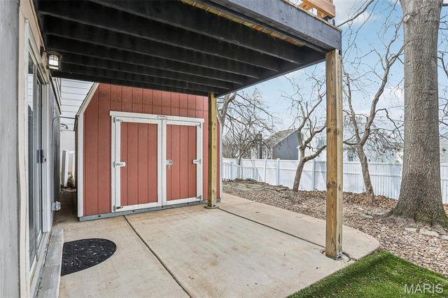 2329 Hunters Crest Drive, Wildwood, MO 63038