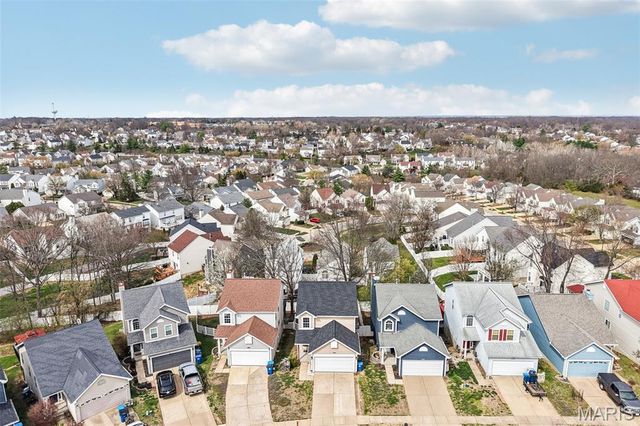 2329 Hunters Crest Drive, Wildwood, MO 63038