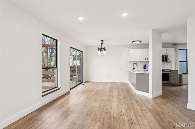 2329 Hunters Crest Drive, Wildwood, MO 63038