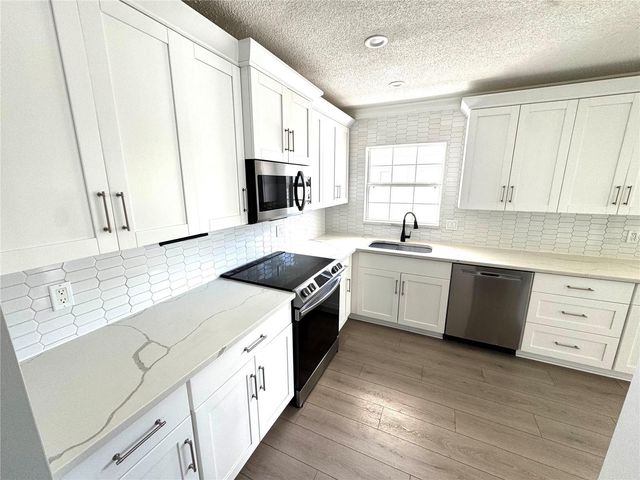 4518 HELENA STREET NE, St Petersburg, FL 33703