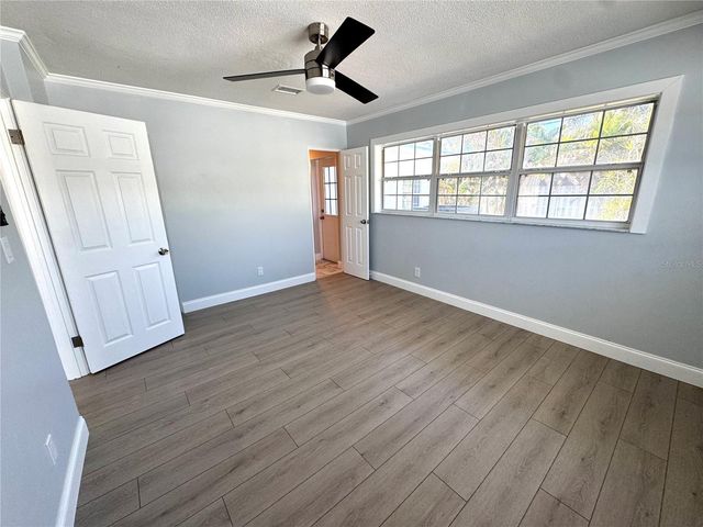 4518 HELENA STREET NE, St Petersburg, FL 33703