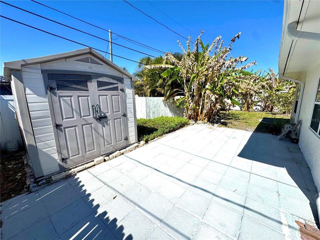 4518 HELENA STREET NE, St Petersburg, FL 33703