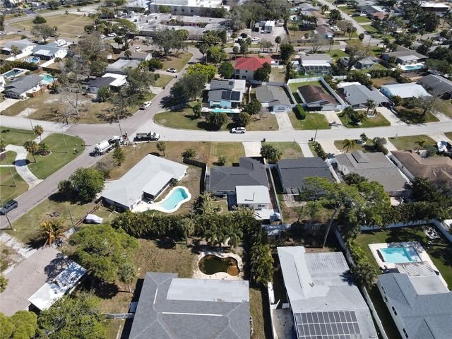 4518 HELENA STREET NE, St Petersburg, FL 33703