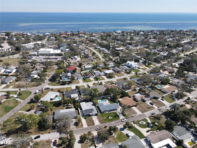 4518 HELENA STREET NE, St Petersburg, FL 33703