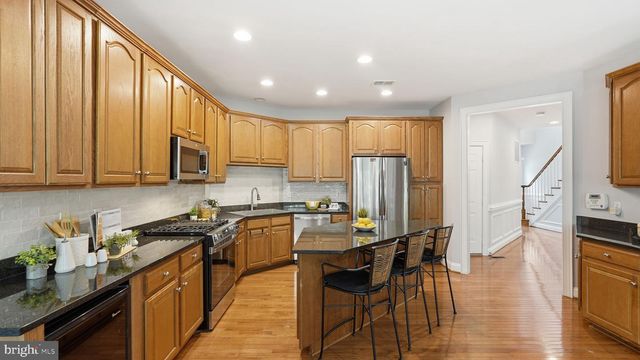 1819 HYDEN PL, Woodbridge, VA 22191