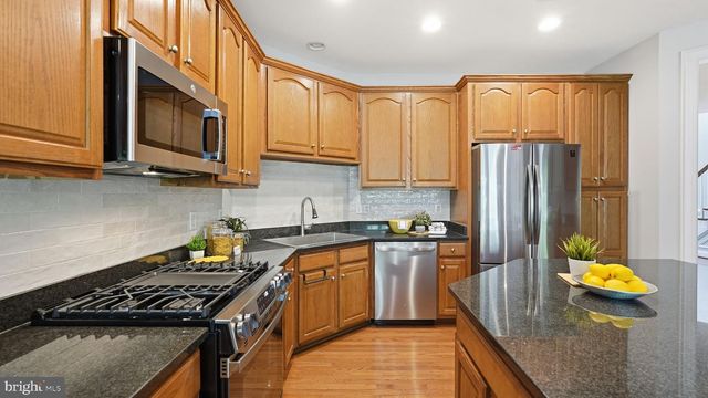 1819 HYDEN PL, Woodbridge, VA 22191