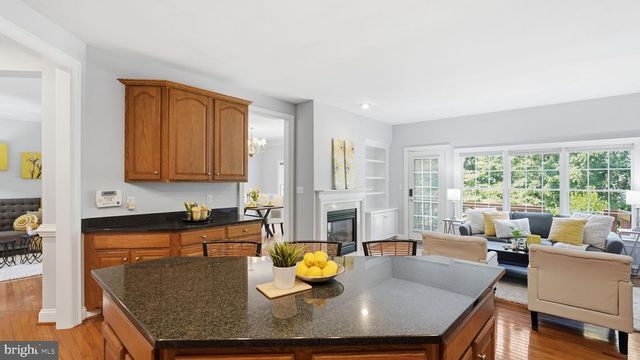 1819 HYDEN PL, Woodbridge, VA 22191