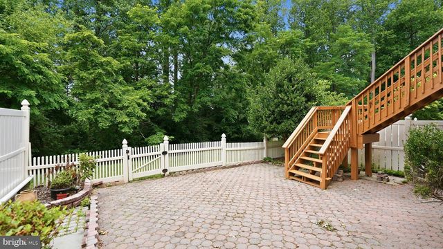 1819 HYDEN PL, Woodbridge, VA 22191