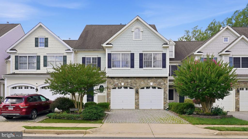 1819 HYDEN PL, Woodbridge, VA 22191