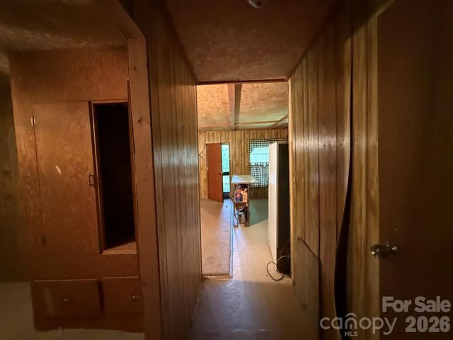 181 Lyman Lane, Rosman, NC 28772