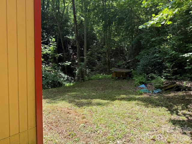 181 Lyman Lane, Rosman, NC 28772