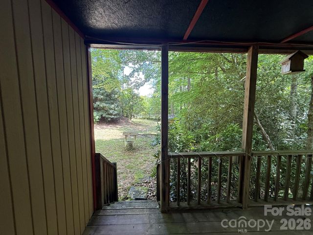 181 Lyman Lane, Rosman, NC 28772