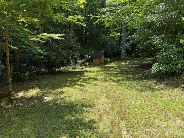 181 Lyman Lane, Rosman, NC 28772