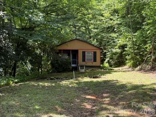 181 Lyman Lane, Rosman, NC 28772
