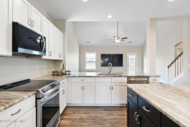 7801 Waterwillow Drive, Leland, NC 28451