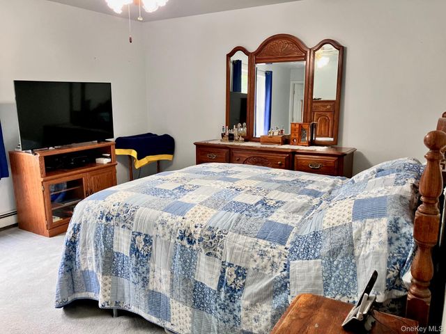 36 Carpenter Road, New Hampton, NY 10958
