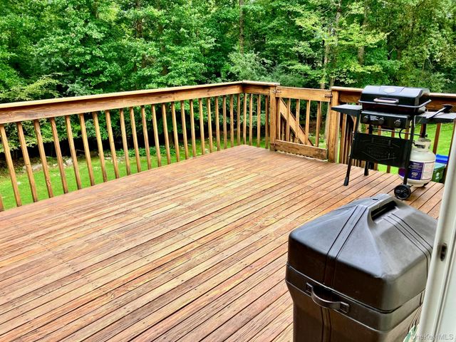 36 Carpenter Road, New Hampton, NY 10958