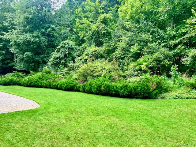 36 Carpenter Road, New Hampton, NY 10958
