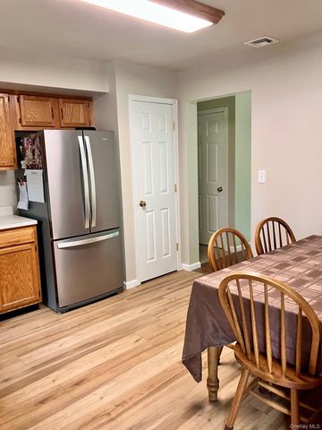 36 Carpenter Road, New Hampton, NY 10958
