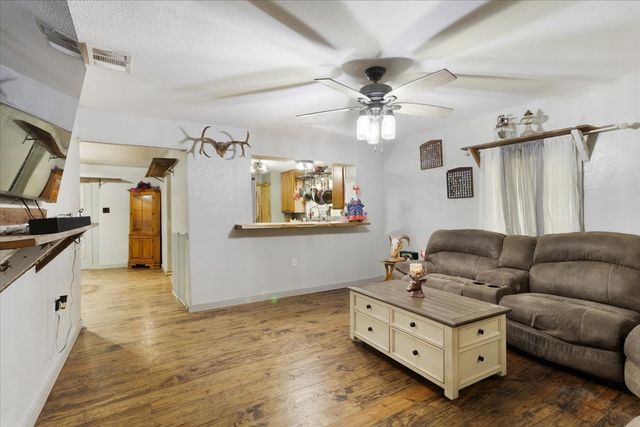 7436 FM 2729, Van Alstyne, TX 75495