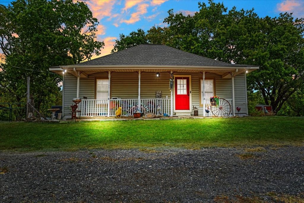 7436 FM 2729, Van Alstyne, TX 75495