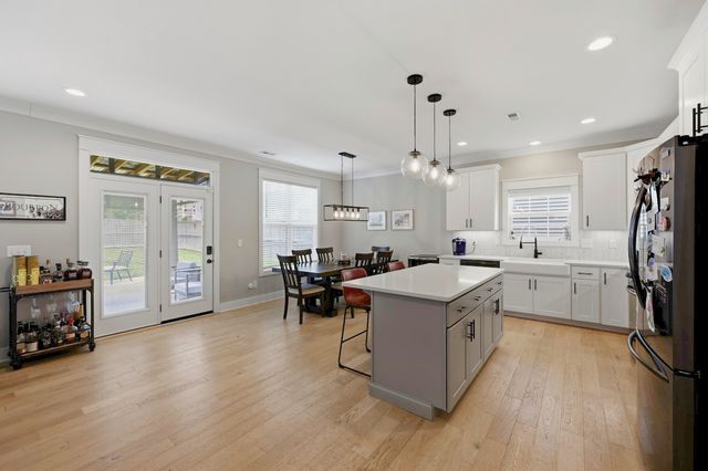 1333 Angus Trail, Lexington, KY 40509