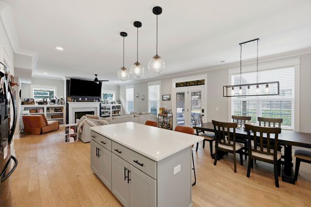 1333 Angus Trail, Lexington, KY 40509