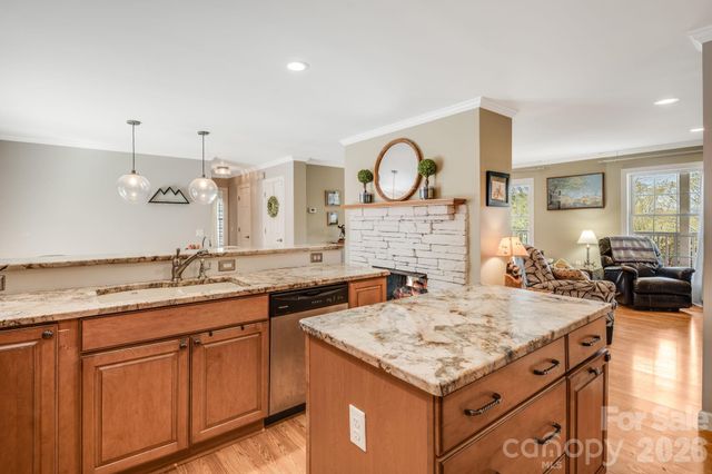 17 Moss Pink Place, Asheville, NC 28806