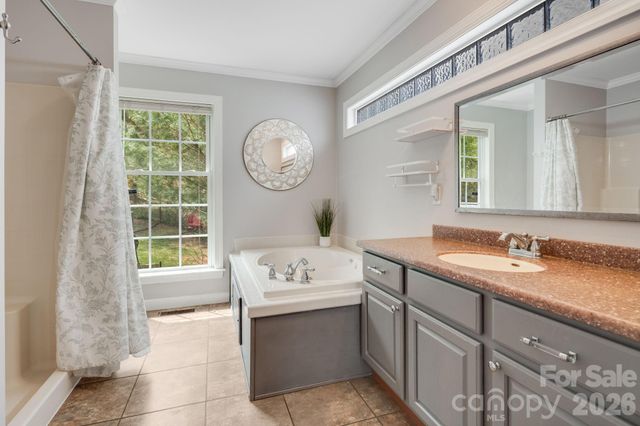 17 Moss Pink Place, Asheville, NC 28806