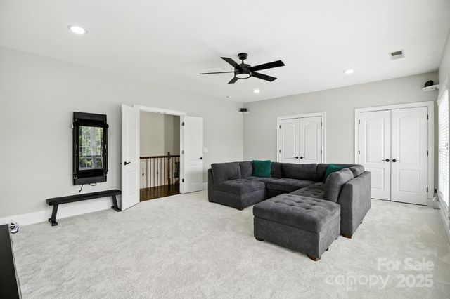4134 Burnage Hall Road, Harrisburg, NC 28075