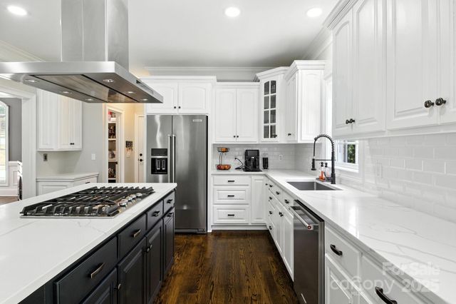 4134 Burnage Hall Road, Harrisburg, NC 28075