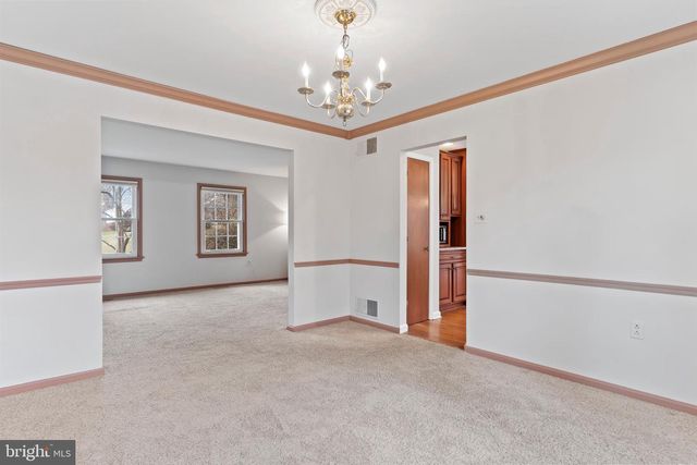 613 FAIRWAY DR, Camp Hill, PA 17011