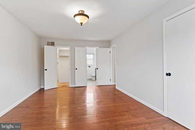 613 FAIRWAY DR, Camp Hill, PA 17011