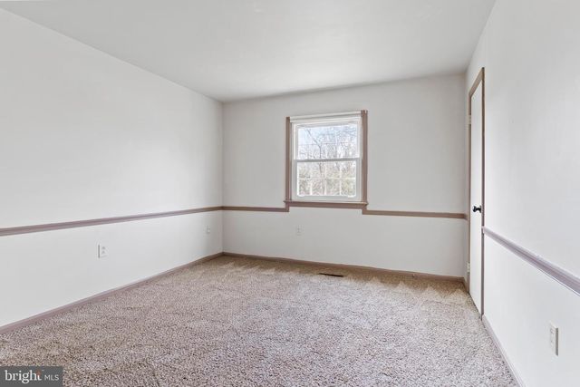 613 FAIRWAY DR, Camp Hill, PA 17011