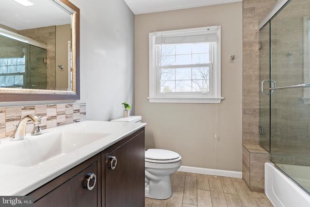 613 FAIRWAY DR, Camp Hill, PA 17011