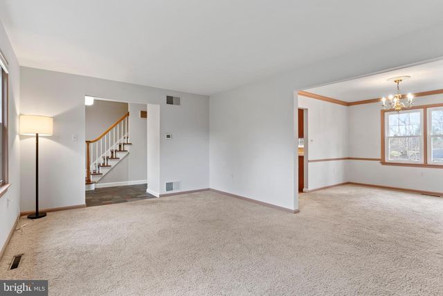 613 FAIRWAY DR, Camp Hill, PA 17011