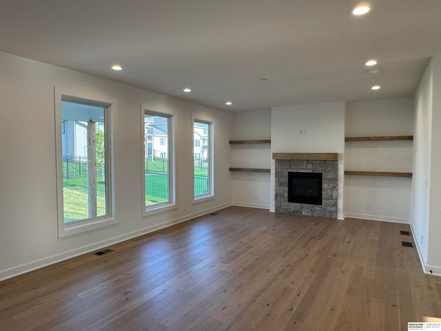 10324 S 212th Street, Gretna, NE 68028