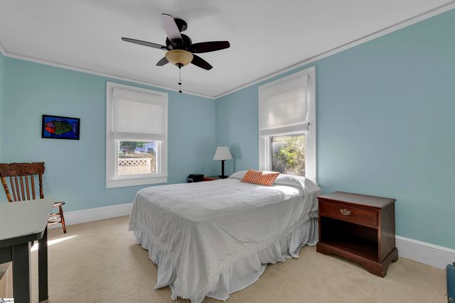 327 W Prentiss Avenue, Greenville, SC 29605
