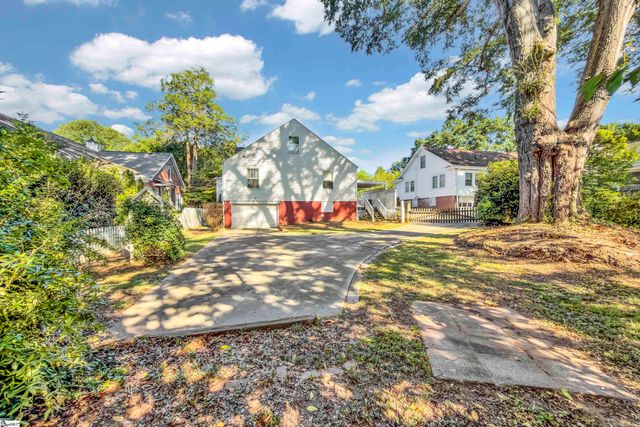 327 W Prentiss Avenue, Greenville, SC 29605