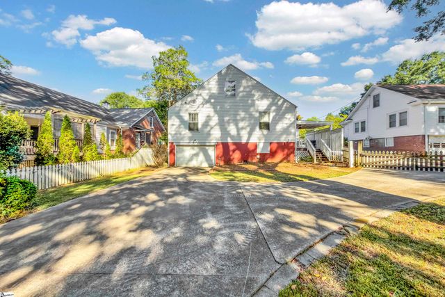 327 W Prentiss Avenue, Greenville, SC 29605