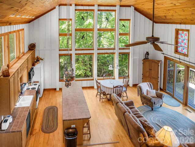 182 Antler Ridge, Rosman, NC 28772