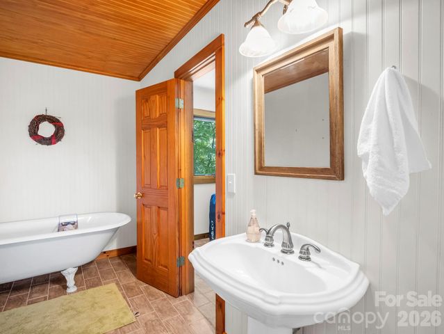 182 Antler Ridge, Rosman, NC 28772
