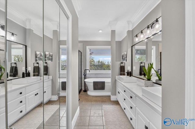 107 Ryanridge Road, Huntsville, AL 35806