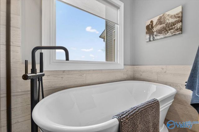 107 Ryanridge Road, Huntsville, AL 35806